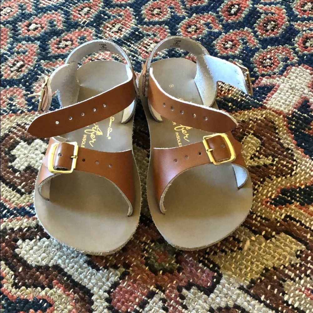 Saltwater sandals